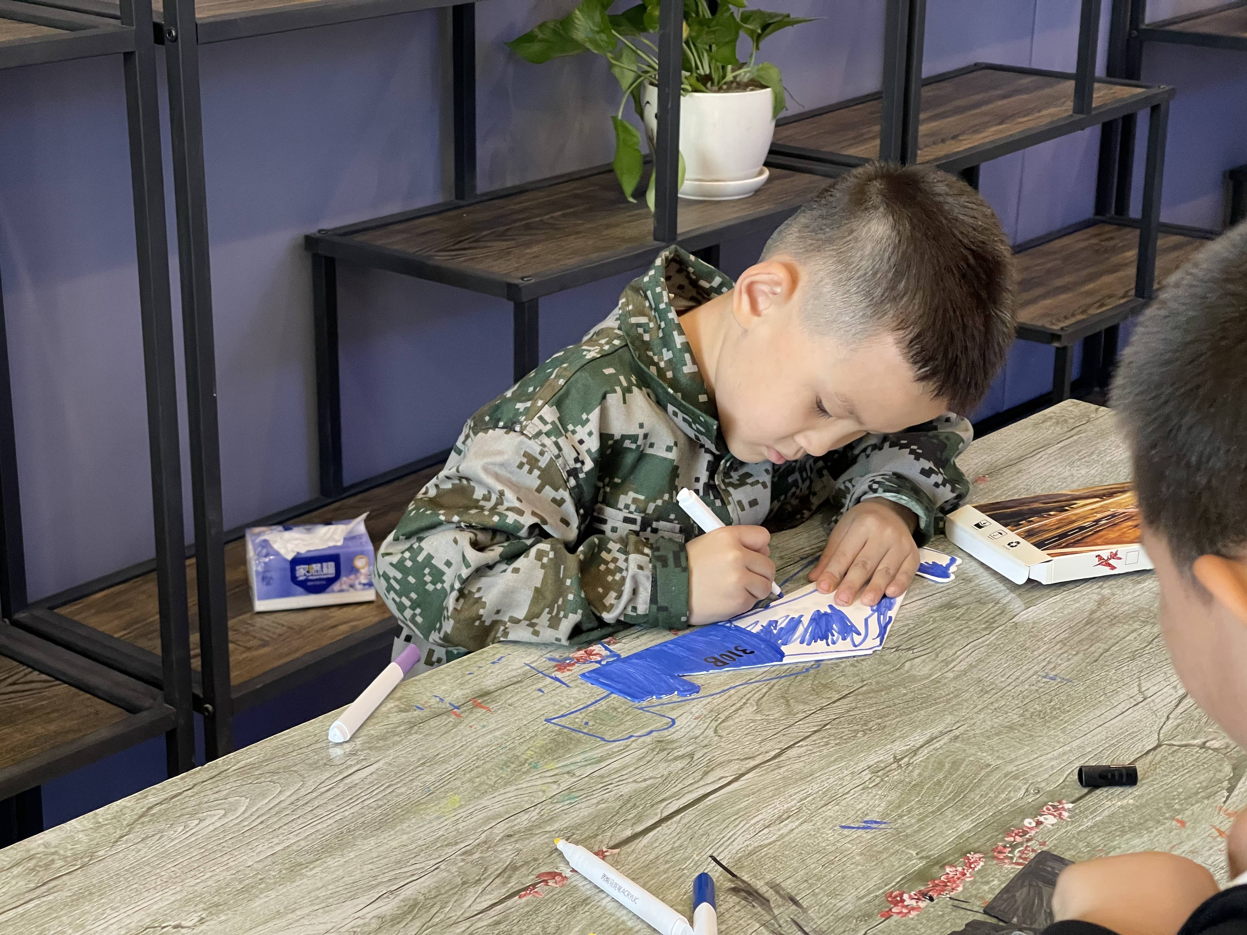 新疆保華潤天航空——青少年無人機培訓班！