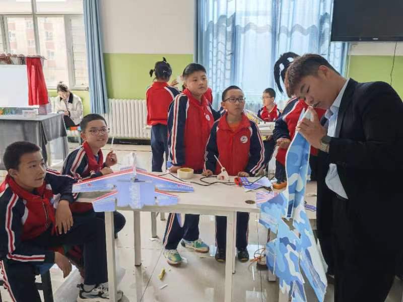 低空經濟下,新疆青少年無人機、航模培訓從保華潤天航空啟航