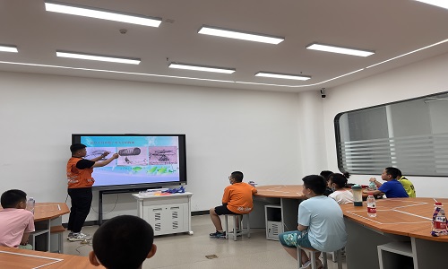 昌吉青少年無人機訓練基地:培養未來的飛行家-新疆保華潤天航空