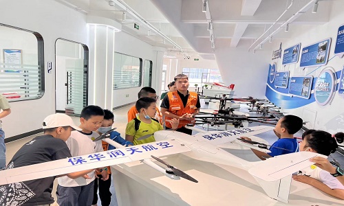 保華潤天航空引領潮流:新疆青少年專享的無人機caac飛行培訓課程