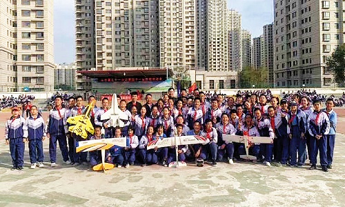 保華潤天航空引領潮流:新疆青少年專享的無人機caac飛行培訓課程