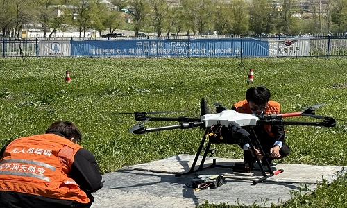 視距內駕駛員【新疆保華潤天航空】:掌控無人機,飛行夢想起航