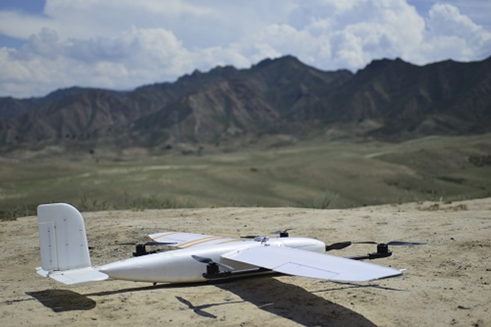 新疆青少年無人機培訓丨多旋翼和垂起固定翼選哪個機型好？-保華潤天航空