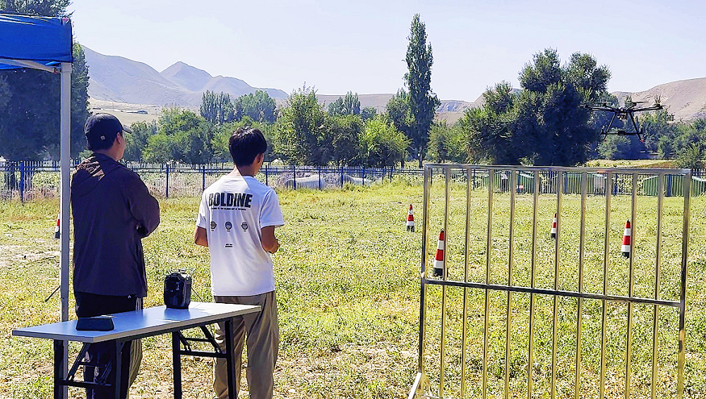 無人機操作員需求激增:為何考取駕駛執照成為新時代的金鑰匙?-新疆保華潤天航空