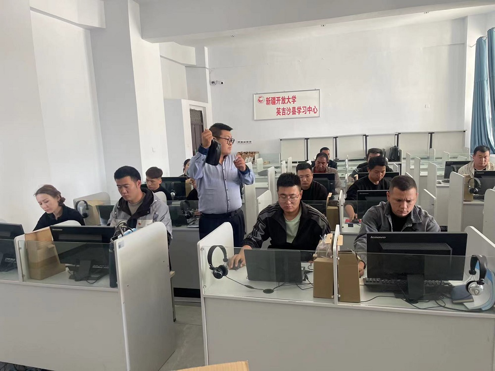 【新疆無人機培訓】無人機操作培訓走進英吉沙縣，為鄉村振興插上騰飛的翅膀