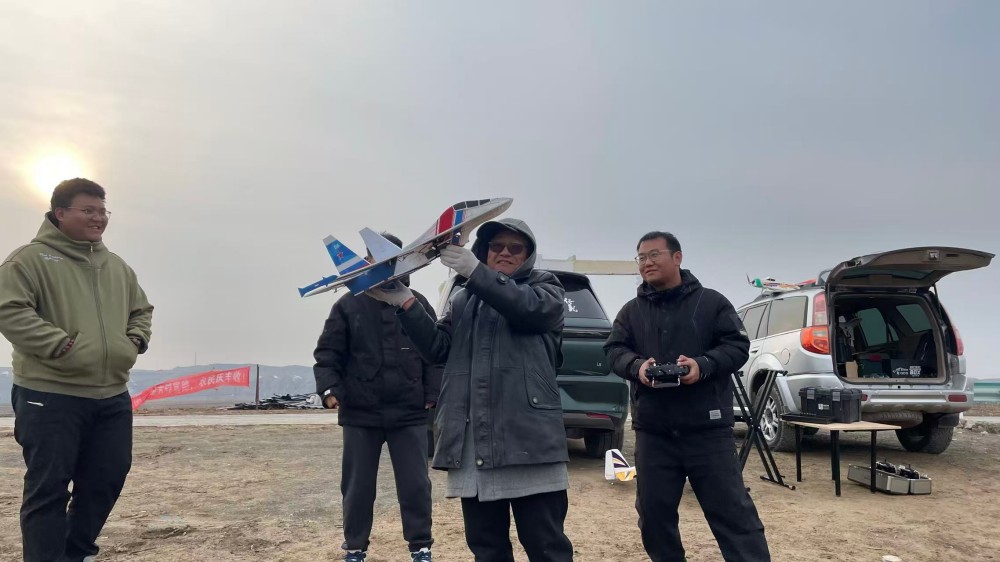 新疆無人機駕照怎么考?保華潤天新疆無人機培訓一站式解答!